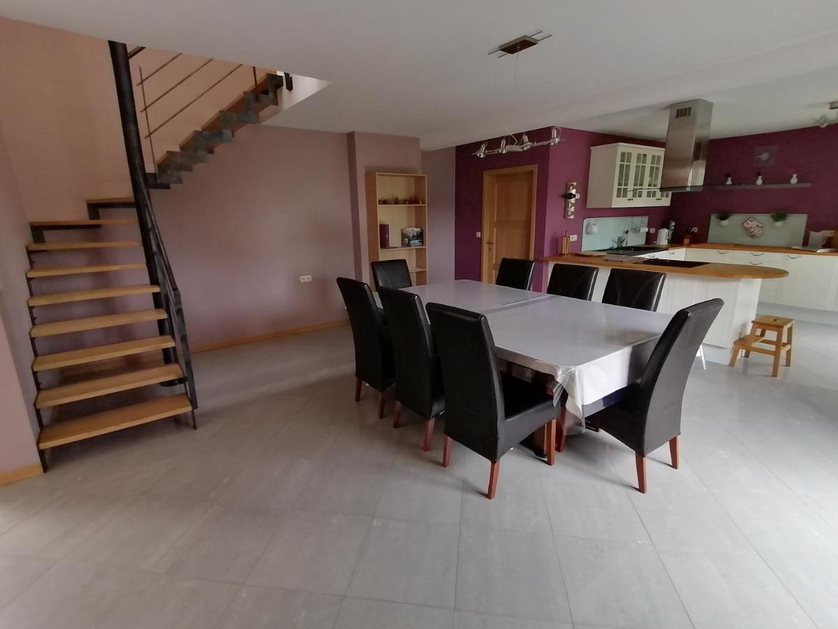 L'Atelier D'Arthur - Gite Chaleureux Avec Jacuzzi. Tenneville Exterior photo